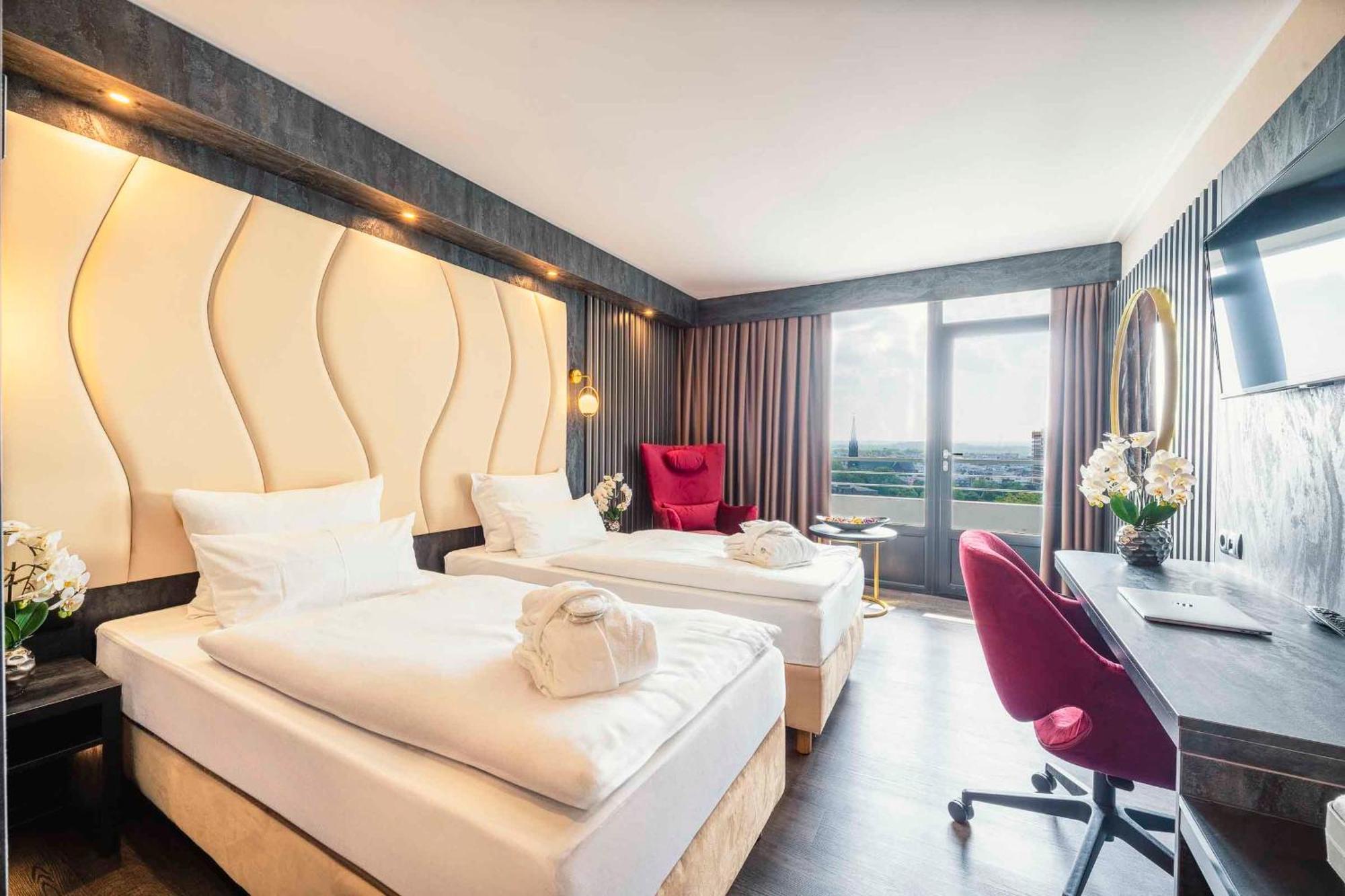 Plaza Hotel Gelsenkirchen Bagian luar foto