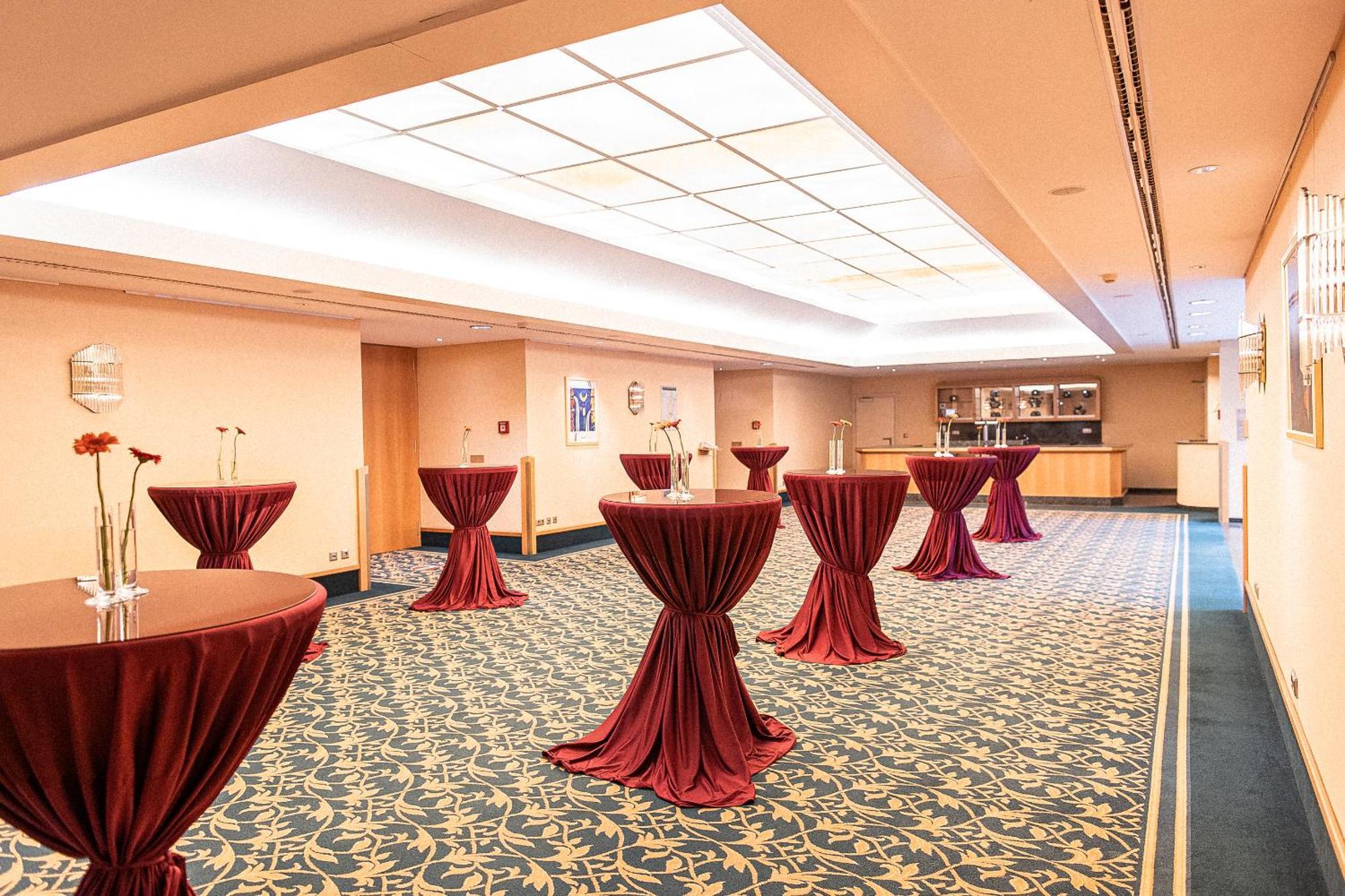 Plaza Hotel Gelsenkirchen Bagian luar foto