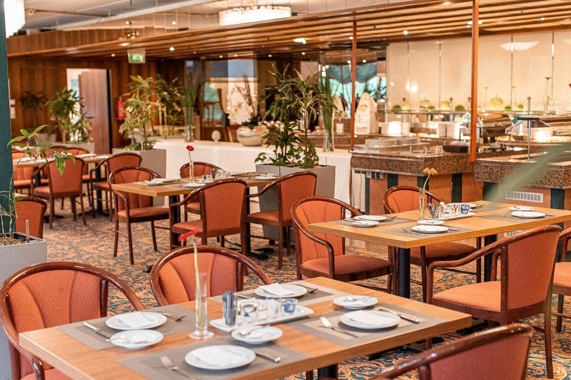 Plaza Hotel Gelsenkirchen Bagian luar foto